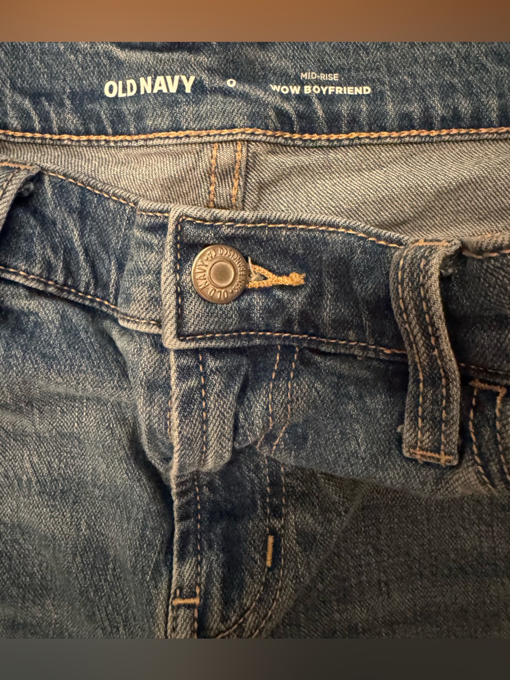 Old Navy women’s Relaxed Mid-Rise Jeans - Denim Blue